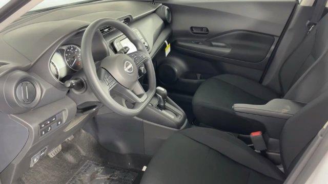 new 2025 Nissan Kicks car