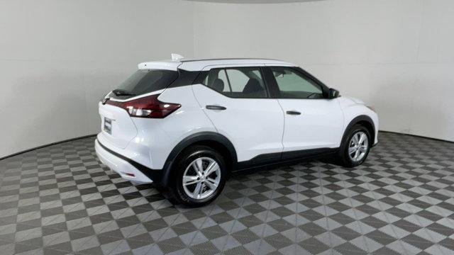 new 2025 Nissan Kicks car