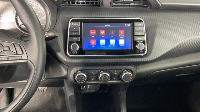 new 2025 Nissan Kicks car
