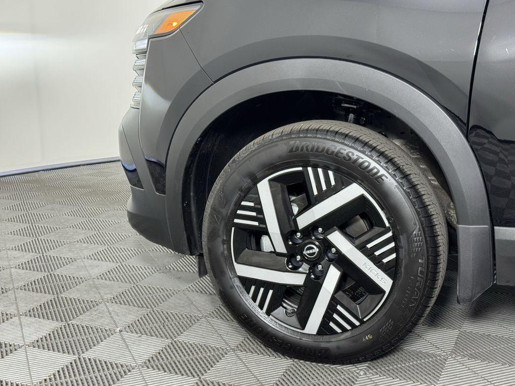 new 2025 Nissan Kicks car, priced at $25,595