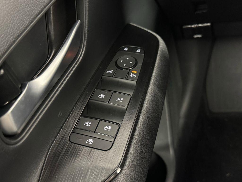 new 2025 Nissan Kicks car, priced at $25,595