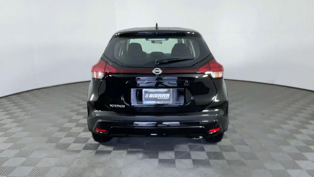 new 2025 Nissan Kicks Play car, priced at $22,079