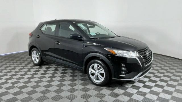 new 2025 Nissan Kicks car