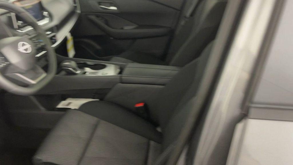 new 2025 Nissan Rogue car, priced at $29,101