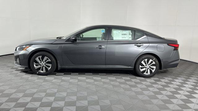 new 2024 Nissan Altima car