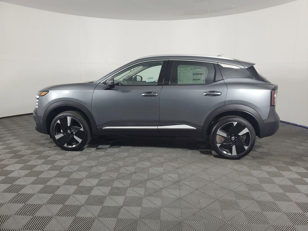 new 2025 Nissan Kicks car, priced at $28,015