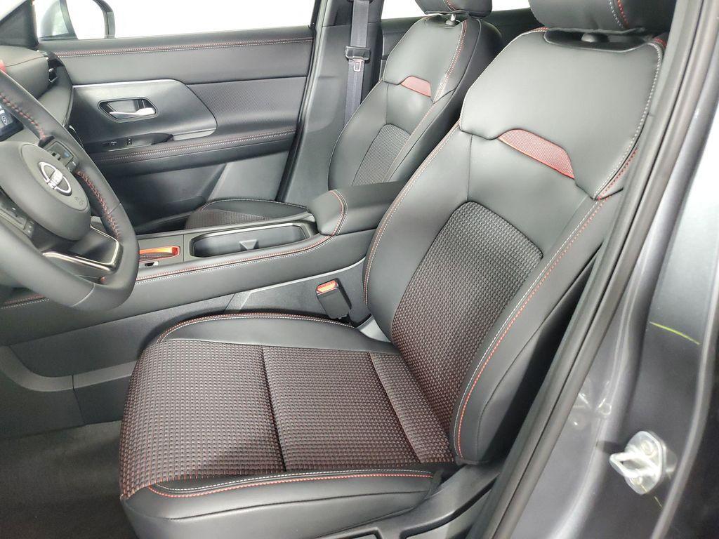 new 2025 Nissan Kicks car, priced at $28,015