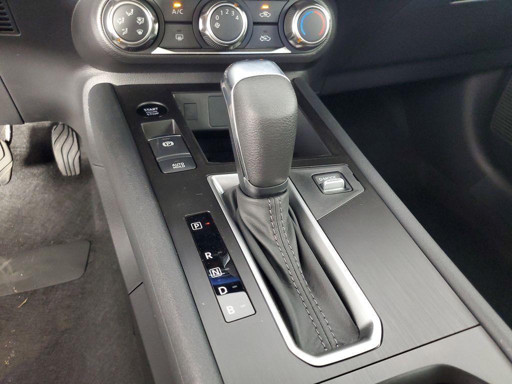 new 2025 Nissan Kicks car, priced at $25,595