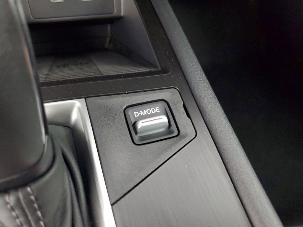 new 2025 Nissan Kicks car, priced at $25,595