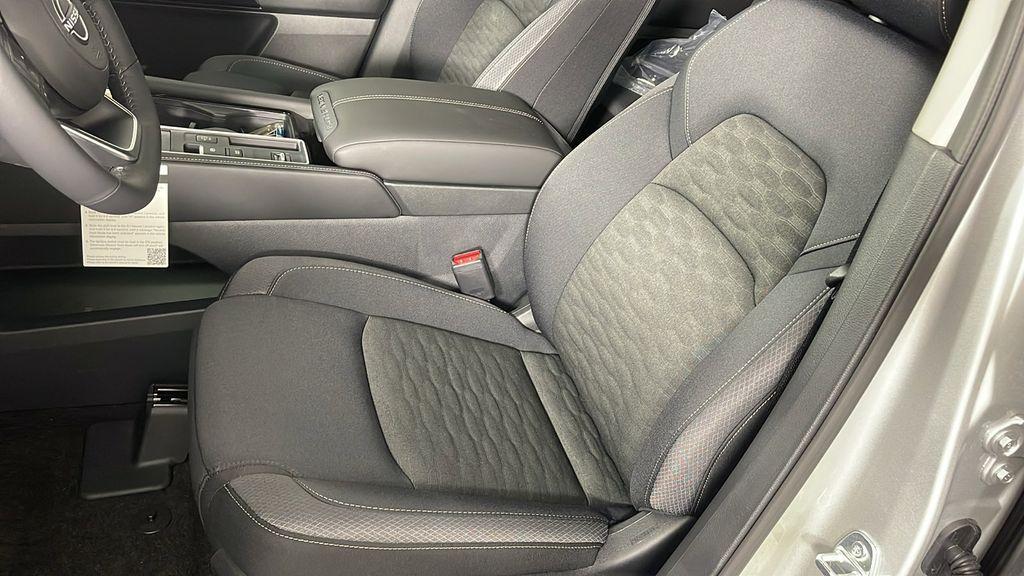 new 2025 Nissan Pathfinder car, priced at $38,437