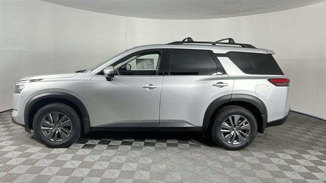 new 2025 Nissan Pathfinder car, priced at $40,495