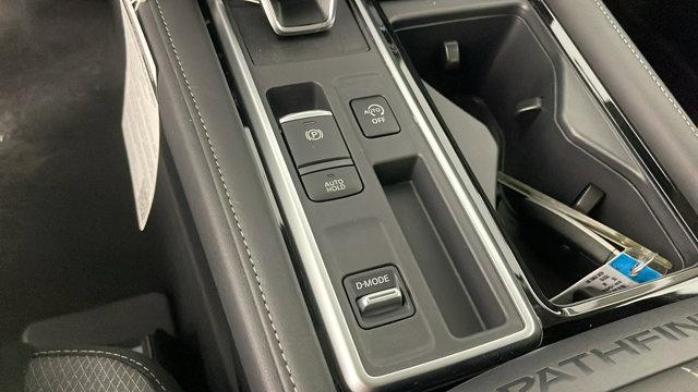 new 2025 Nissan Pathfinder car, priced at $40,495