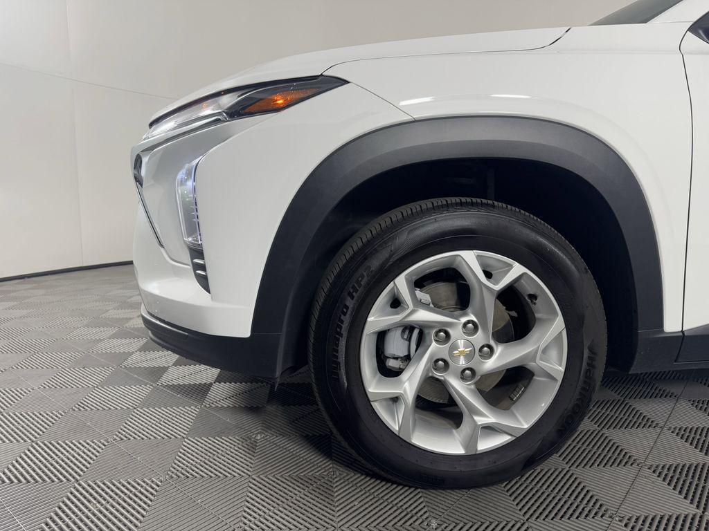 used 2024 Chevrolet Trax car, priced at $20,121