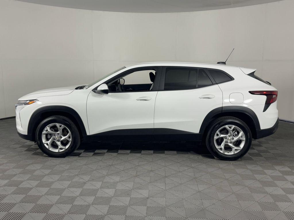 used 2024 Chevrolet Trax car, priced at $20,121
