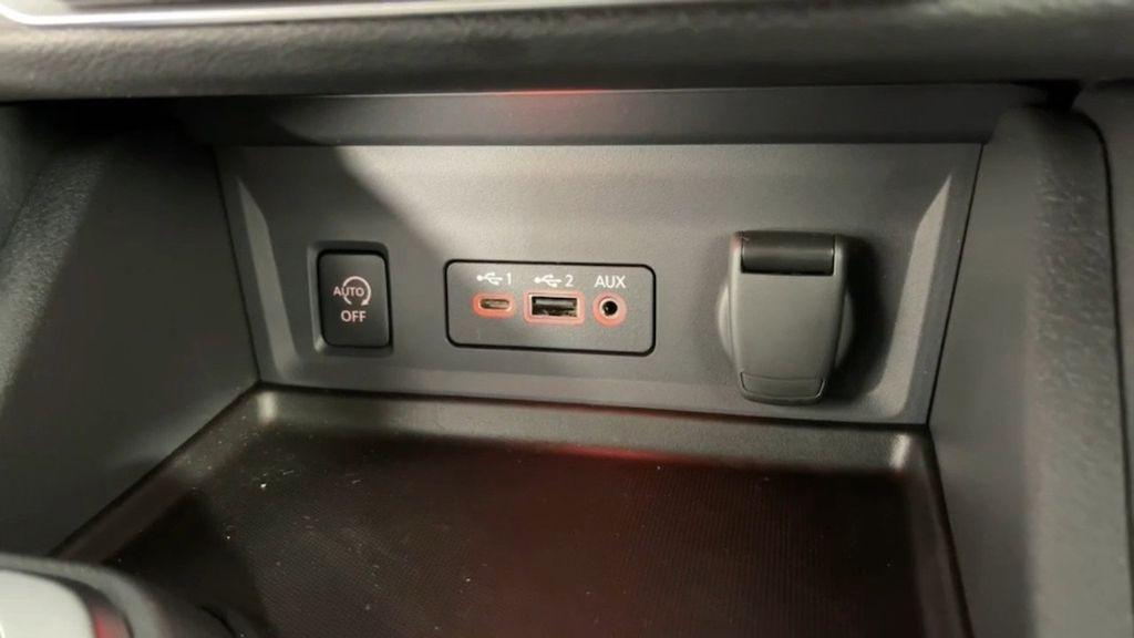 new 2025 Nissan Sentra car, priced at $23,625