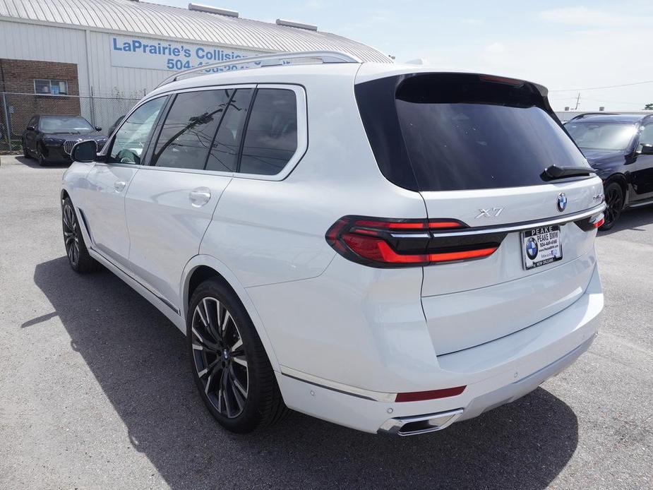 new 2025 BMW X7 car, priced at $89,525