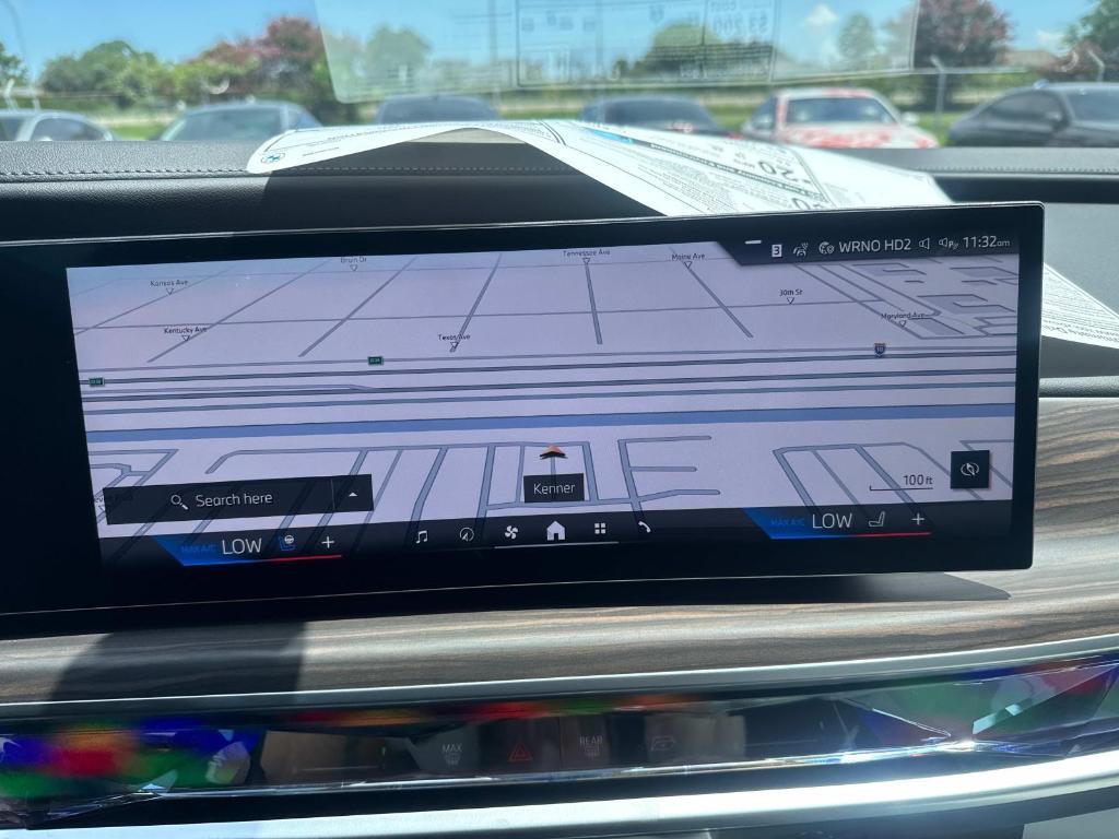 new 2025 BMW 760 car, priced at $132,700