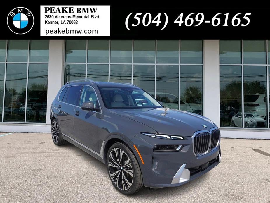 new 2025 BMW X7 car, priced at $99,125