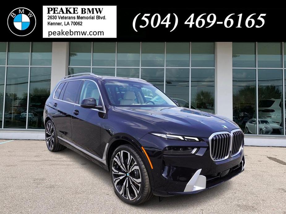 new 2025 BMW X7 car, priced at $95,395