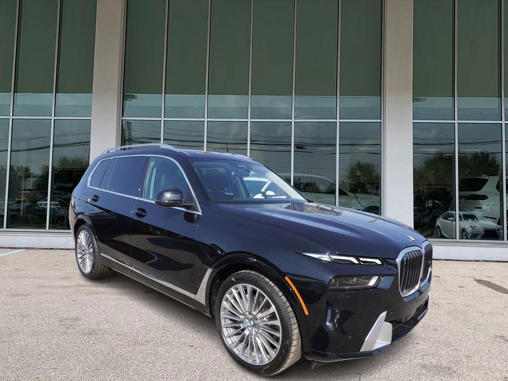 new 2025 BMW X7 car, priced at $90,450