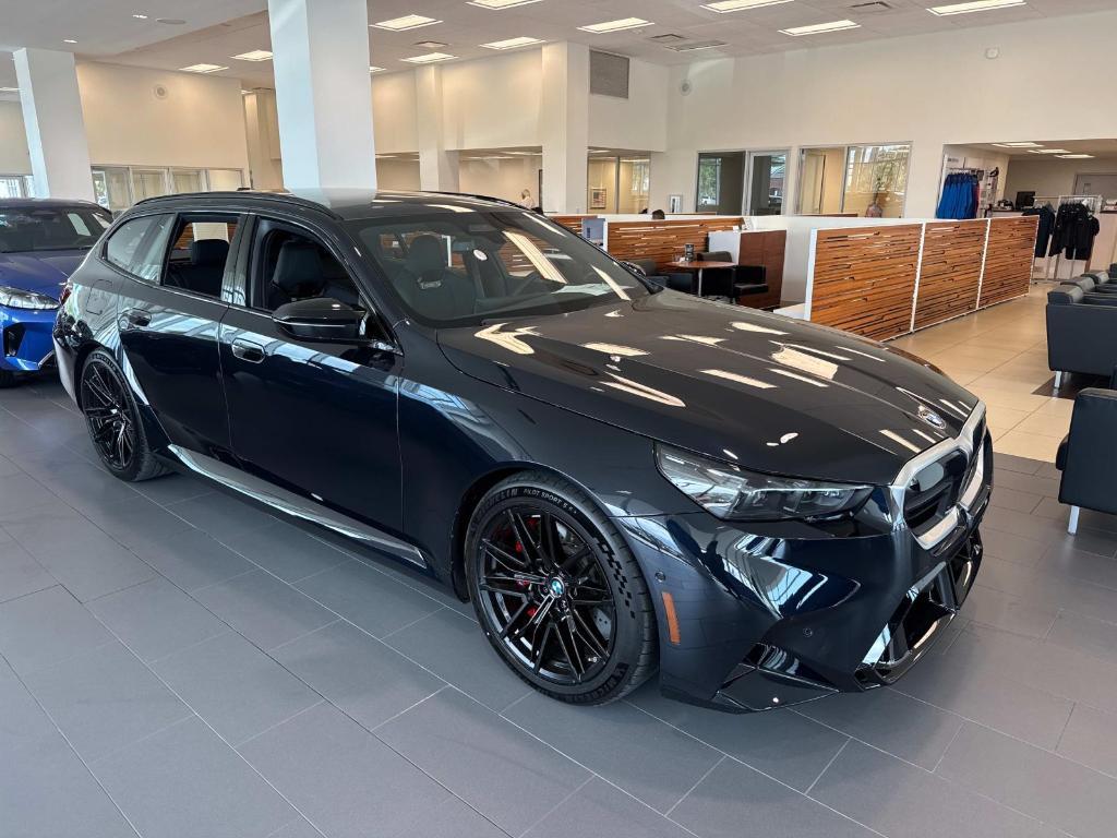 new 2025 BMW M5 car, priced at $126,975