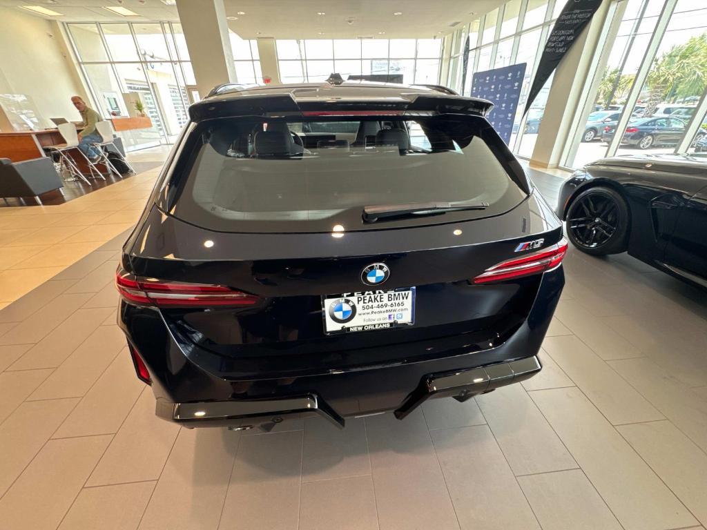 new 2025 BMW M5 car, priced at $126,975