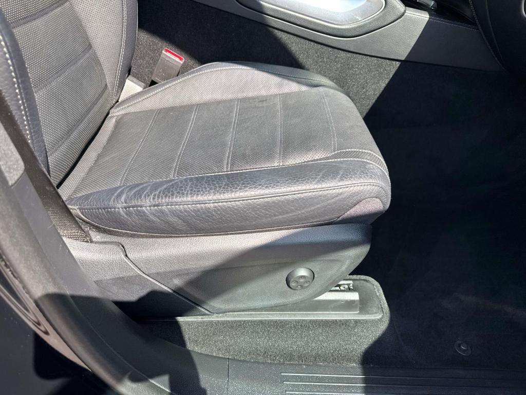 used 2022 Mercedes-Benz GLE 450 car, priced at $50,983