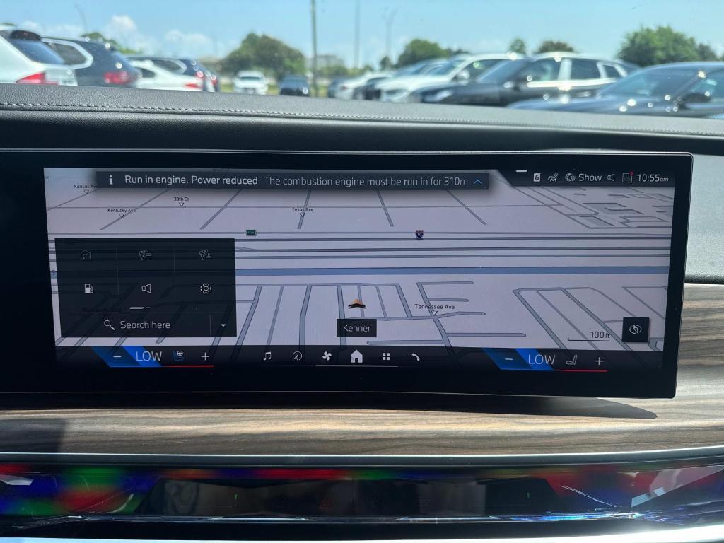 new 2025 BMW 760 car, priced at $135,600