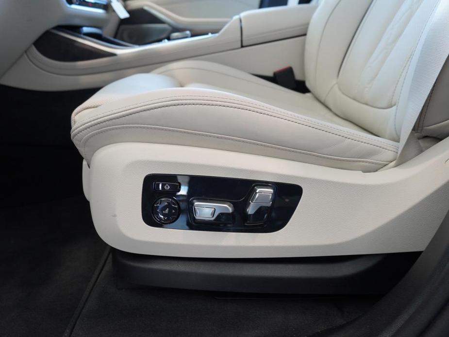 new 2024 BMW X7 car, priced at $113,095