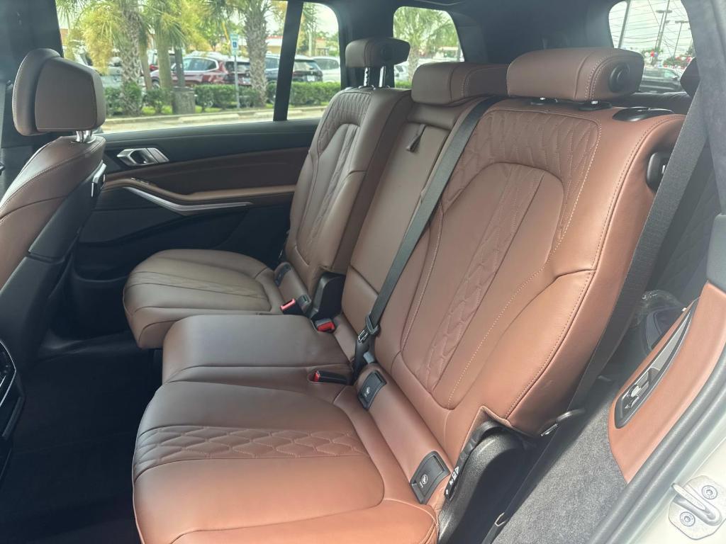 new 2026 BMW X7 car, priced at $96,175