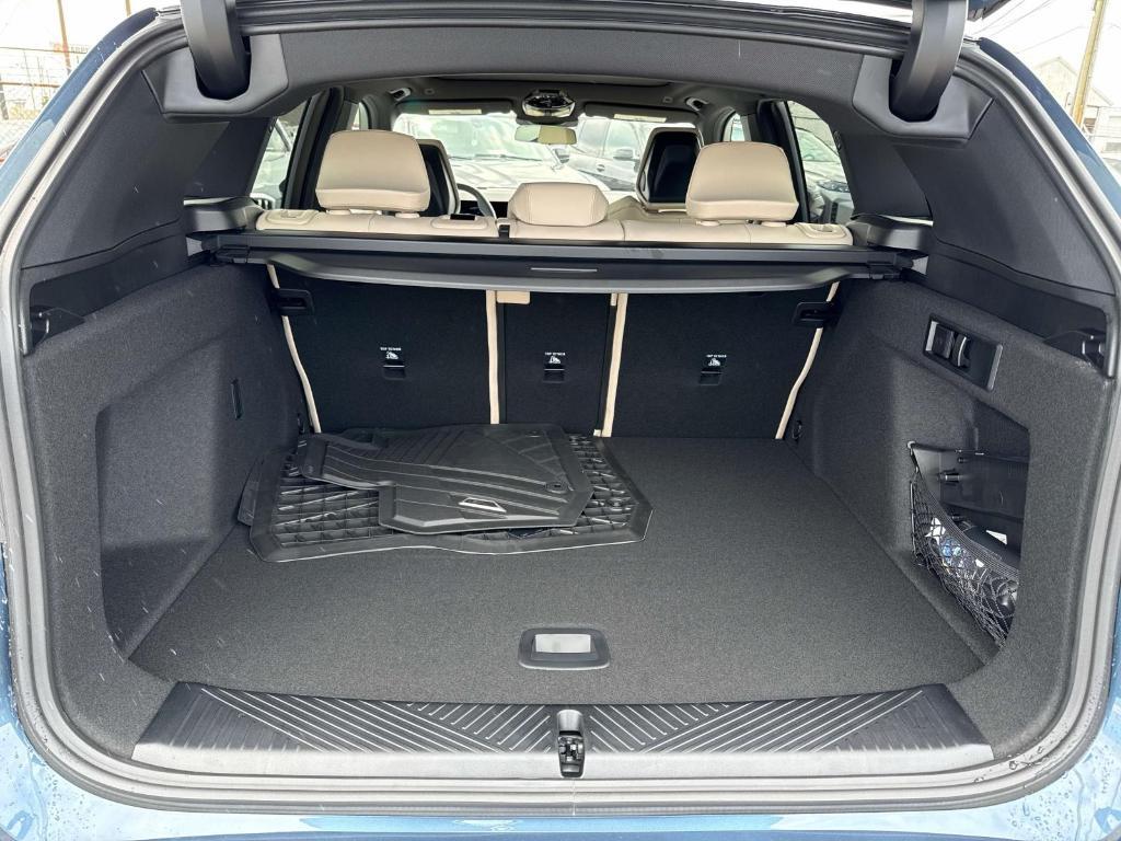 new 2025 BMW X3 car, priced at $55,635