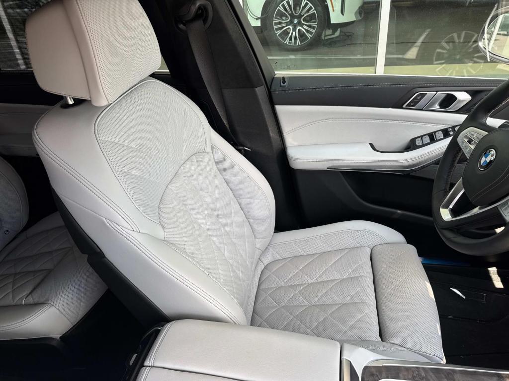 used 2025 BMW X7 car, priced at $77,861