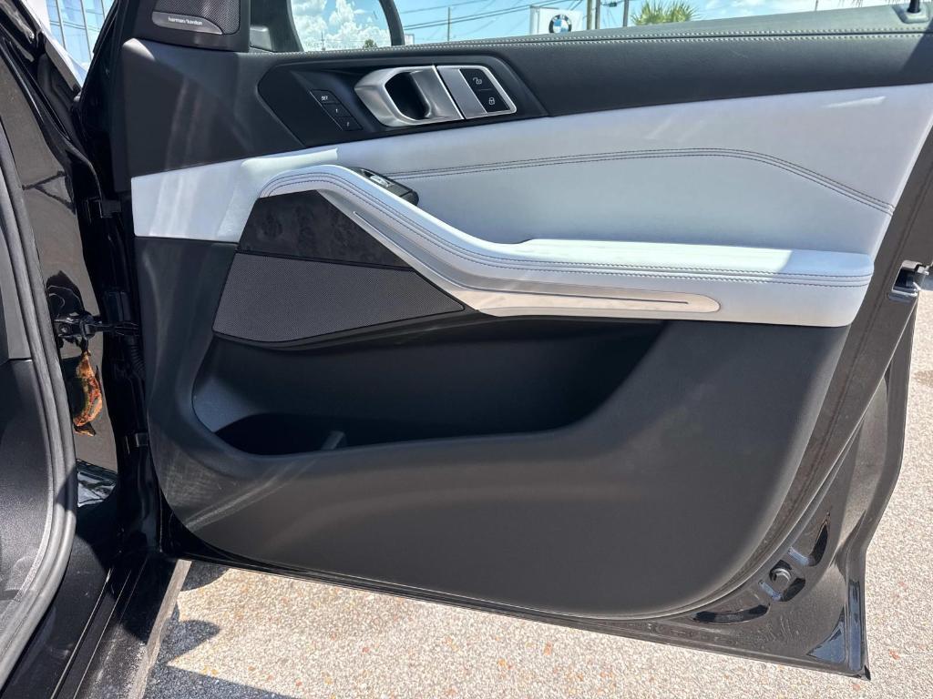 used 2025 BMW X7 car, priced at $77,861