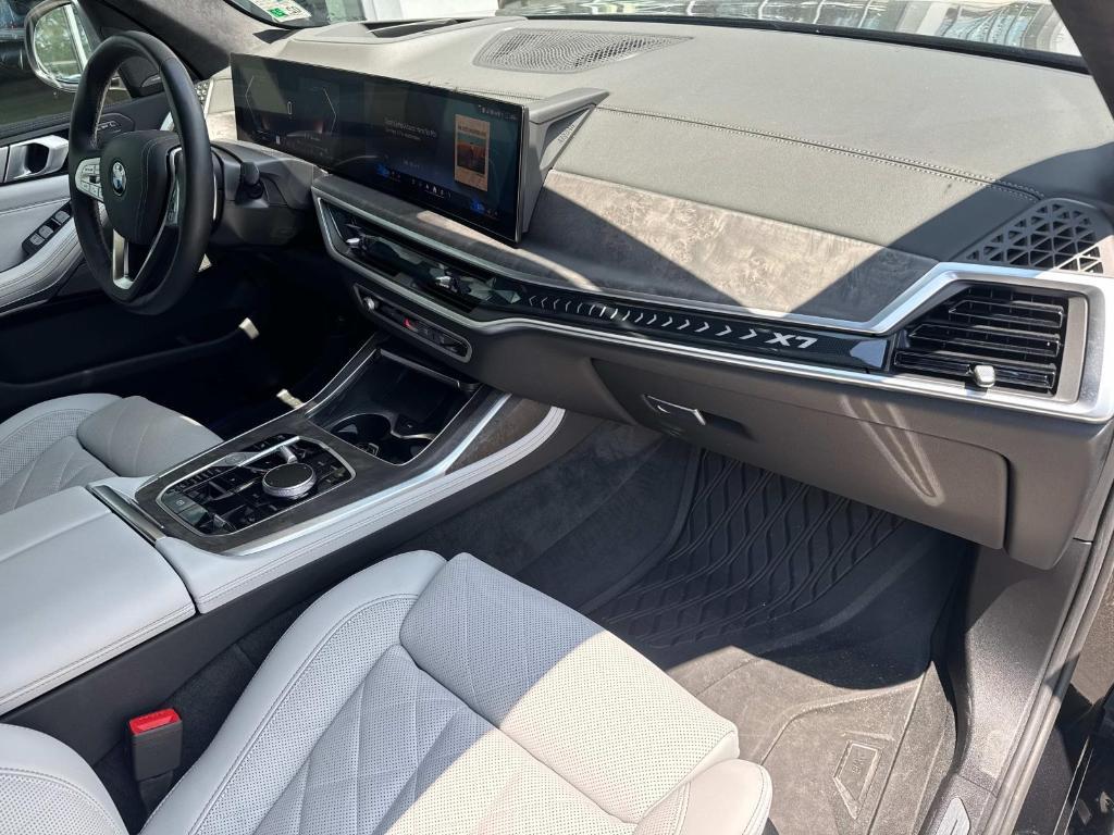 used 2025 BMW X7 car, priced at $77,861