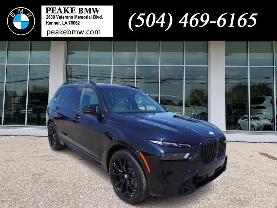 new 2025 BMW X7 car, priced at $118,175