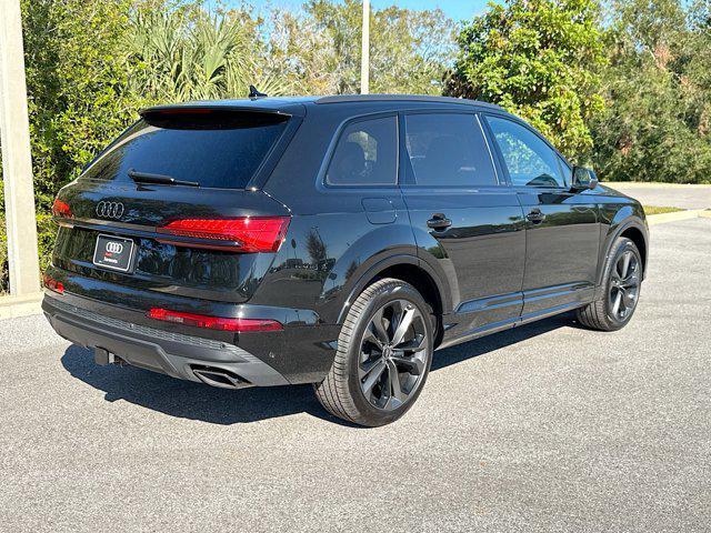 new 2025 Audi Q7 car, priced at $77,605