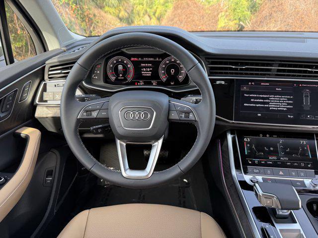 new 2025 Audi Q7 car, priced at $77,750