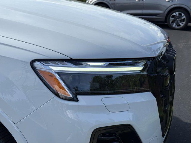 new 2025 Audi Q7 car, priced at $77,750