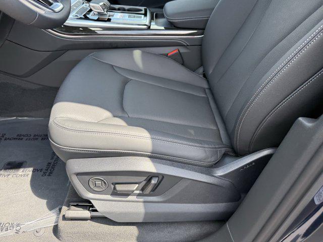new 2025 Audi Q7 car, priced at $77,750