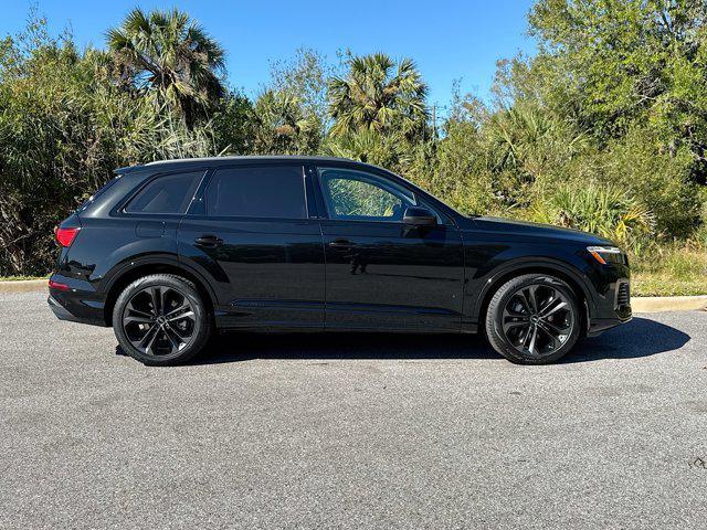 new 2025 Audi Q7 car, priced at $83,750