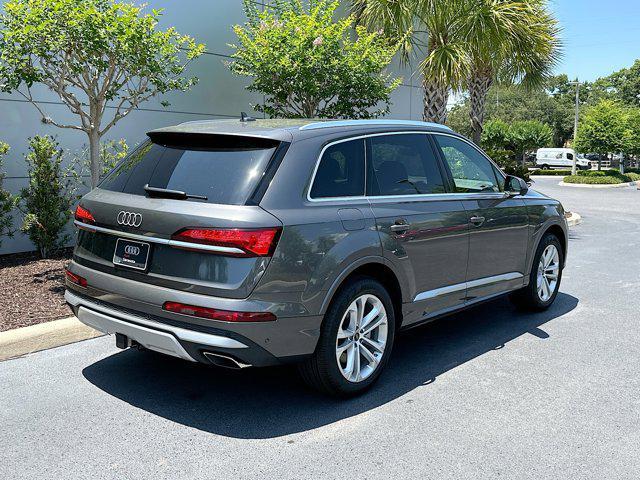 new 2025 Audi Q7 car, priced at $66,400