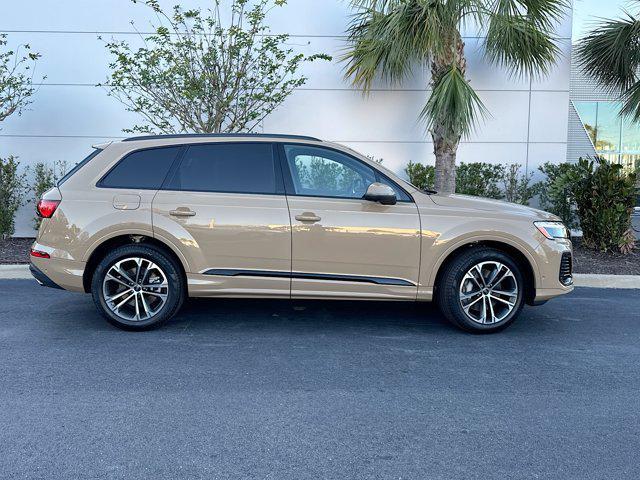 new 2025 Audi Q7 car, priced at $71,450