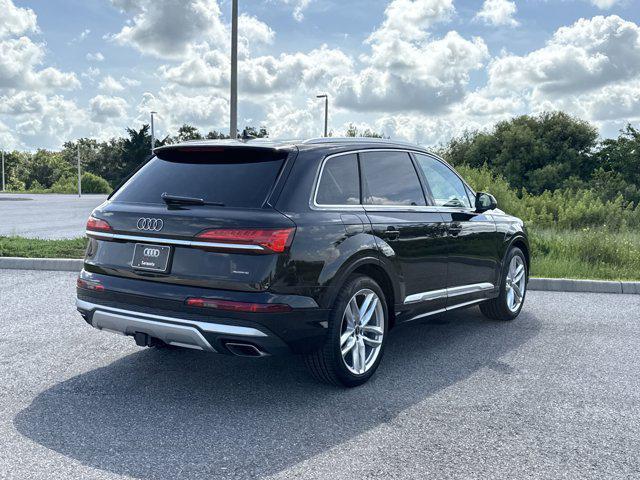 new 2025 Audi Q7 car, priced at $76,205