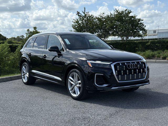 new 2025 Audi Q7 car, priced at $76,205