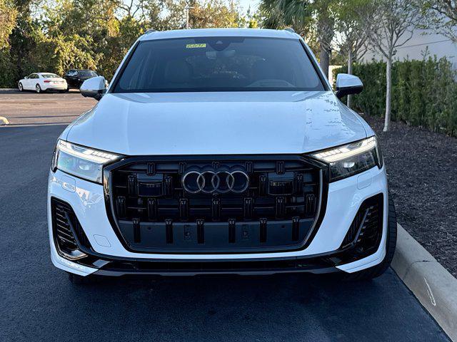 new 2025 Audi Q7 car, priced at $85,400