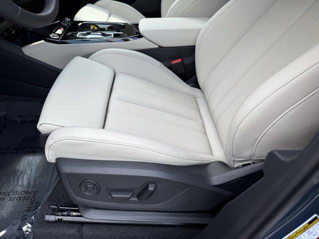 new 2025 Audi Q6 e-tron car, priced at $76,260