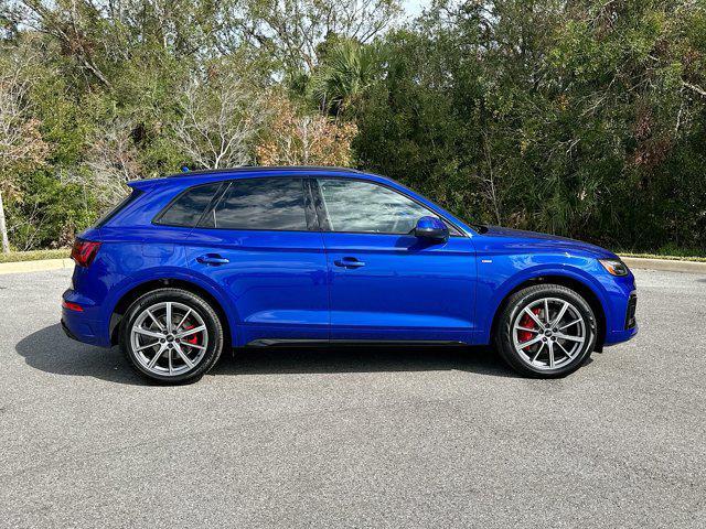 new 2025 Audi Q5 car, priced at $70,530