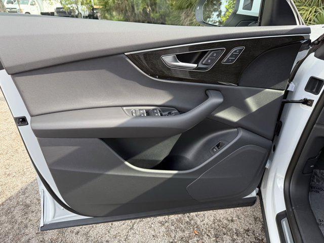 new 2025 Audi Q8 car, priced at $81,815