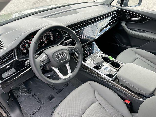 new 2025 Audi Q7 car, priced at $77,735