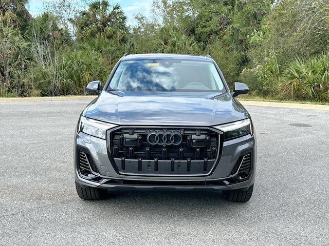 new 2025 Audi Q7 car, priced at $77,735